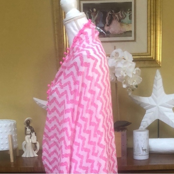 Lilly Pulitzer for Target Pink & White Belladonna Chevron Pineapple Print Scarf - Picture 9 of 15